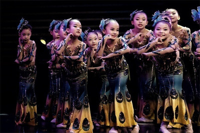 絲路童夢(mèng)，藝術(shù)花開(kāi)——金絲獎(jiǎng)2017絲路國(guó)際少兒藝術(shù)頒獎(jiǎng)盛典西安成功舉辦